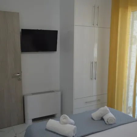 Issos House